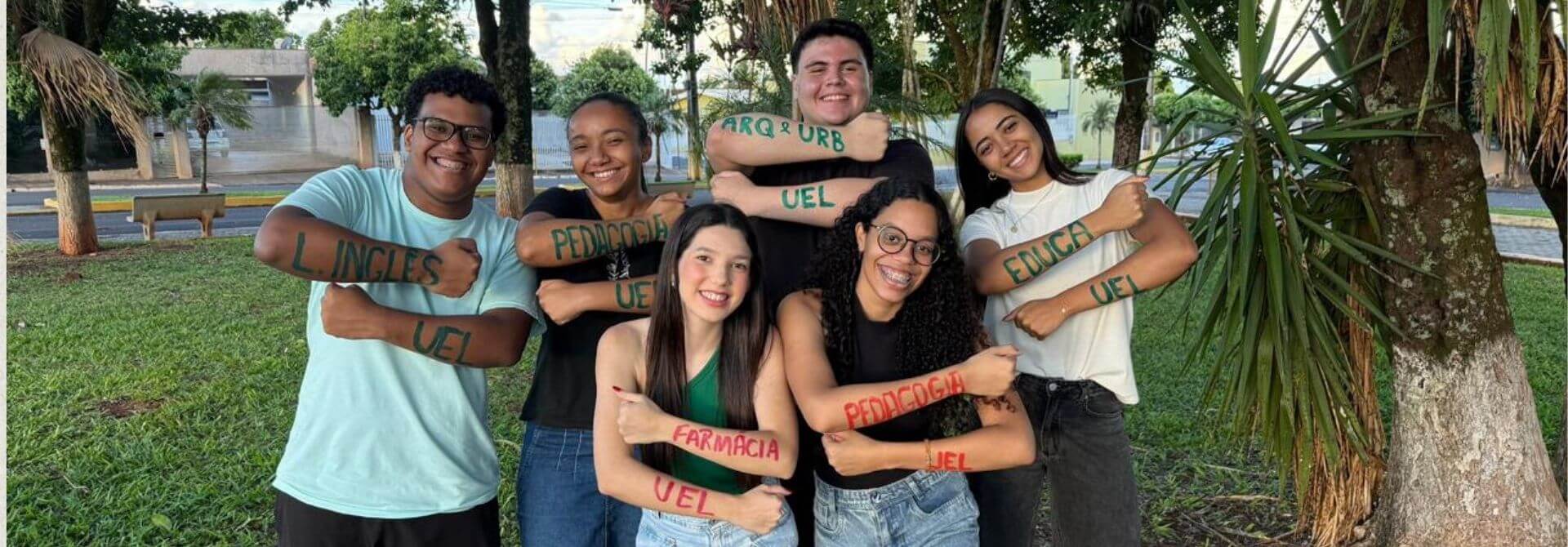 Aprovados UEL Colégio Machado de Assis Celebra Sucesso e Tradição no Vestibular